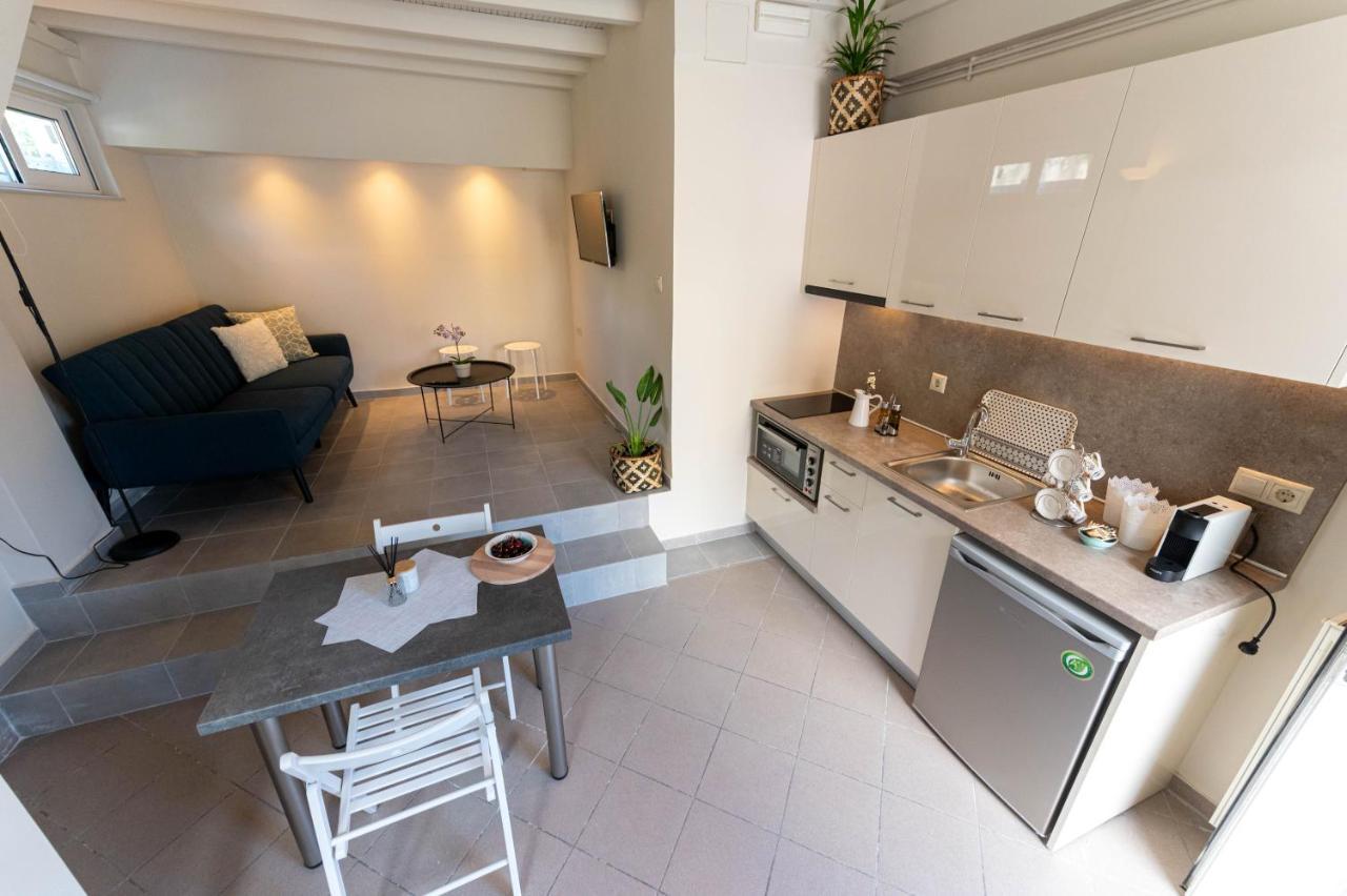 Scala_Apartment Каламата Екстериор снимка